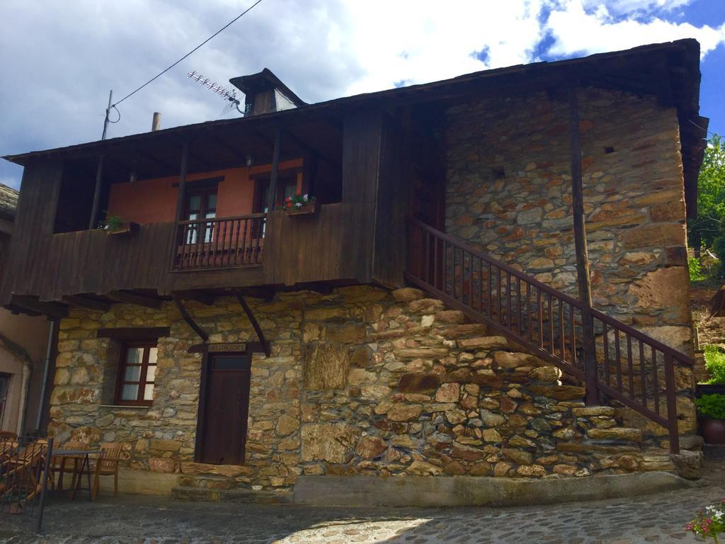 Hotel Rural El Lagar De Las Medulas Orellan ภายนอก รูปภาพ