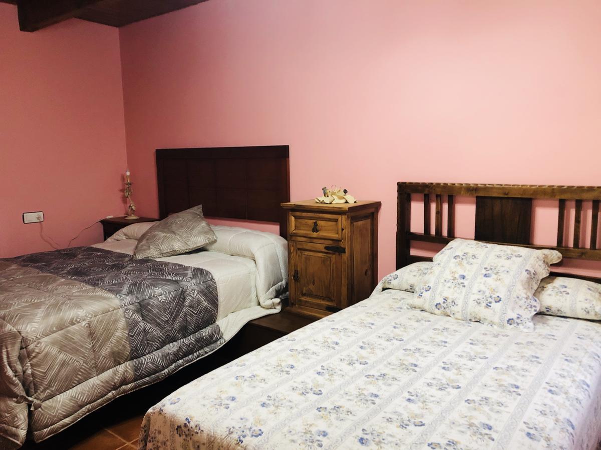 Hotel Rural El Lagar De Las Medulas Orellan ภายนอก รูปภาพ