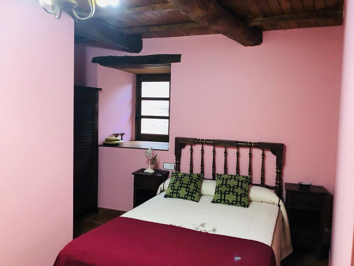Hotel Rural El Lagar De Las Medulas Orellan ภายนอก รูปภาพ