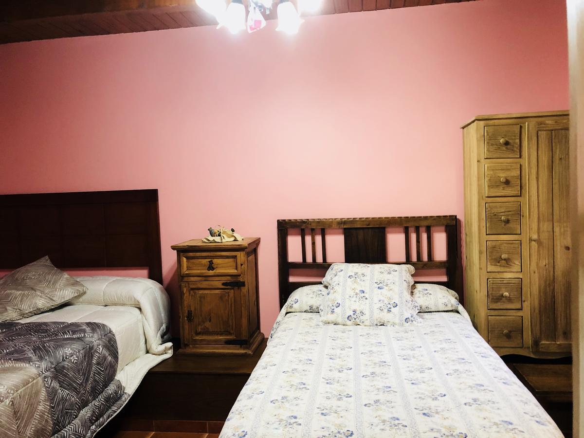 Hotel Rural El Lagar De Las Medulas Orellan ภายนอก รูปภาพ