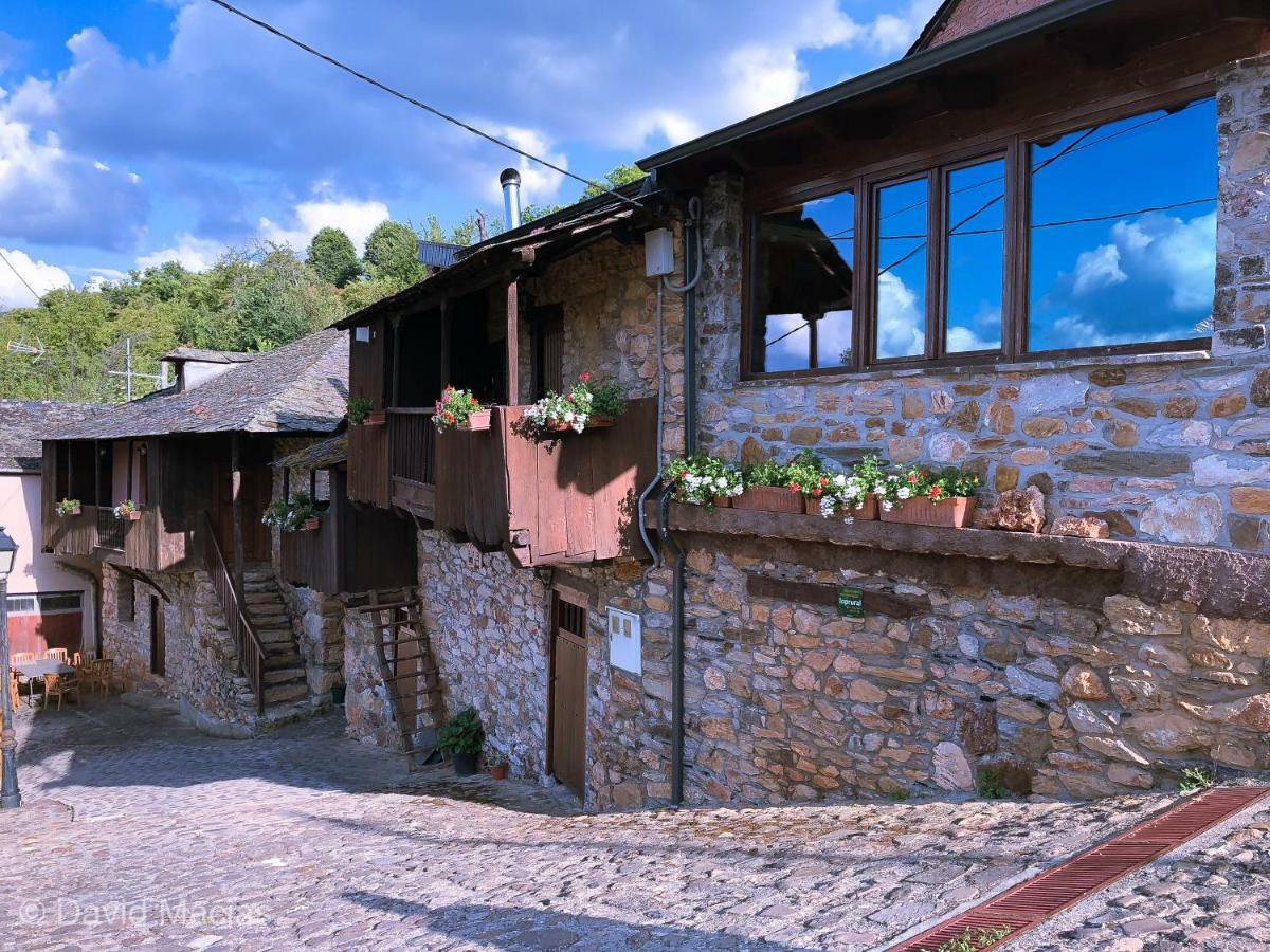 Hotel Rural El Lagar De Las Medulas Orellan ภายนอก รูปภาพ